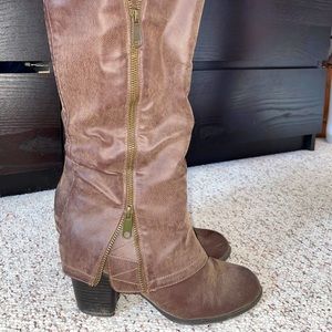 Fergalicious Zip-up Boots